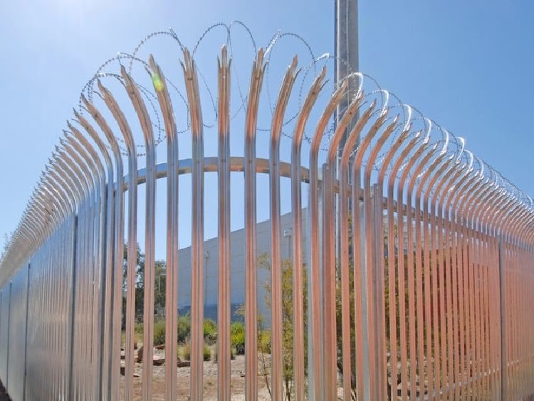 anti-theft palisade fencing